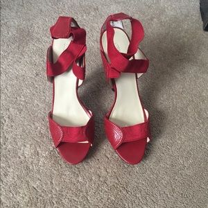 Colin Stuart by VS red platform heels